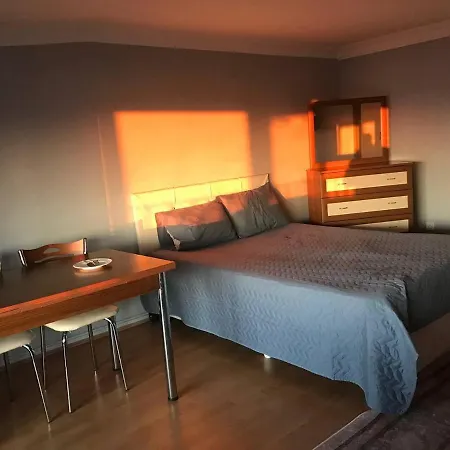 Cozy In Istanbul's Uskudar イスタンブール