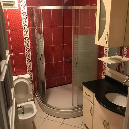 Cozy In Istanbul's Uskudar